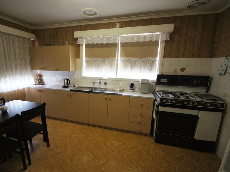 58 El Reno Crescent, Airport West VIC 3042