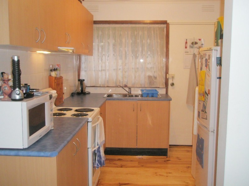 3/32 Spring Street, Niddrie VIC 3042