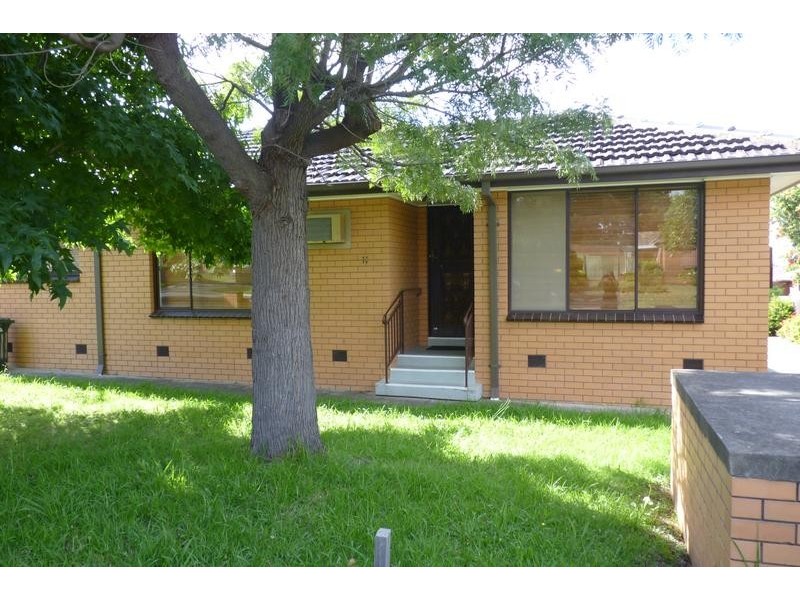 1/11 Grandview Ave, Glenroy VIC 3046