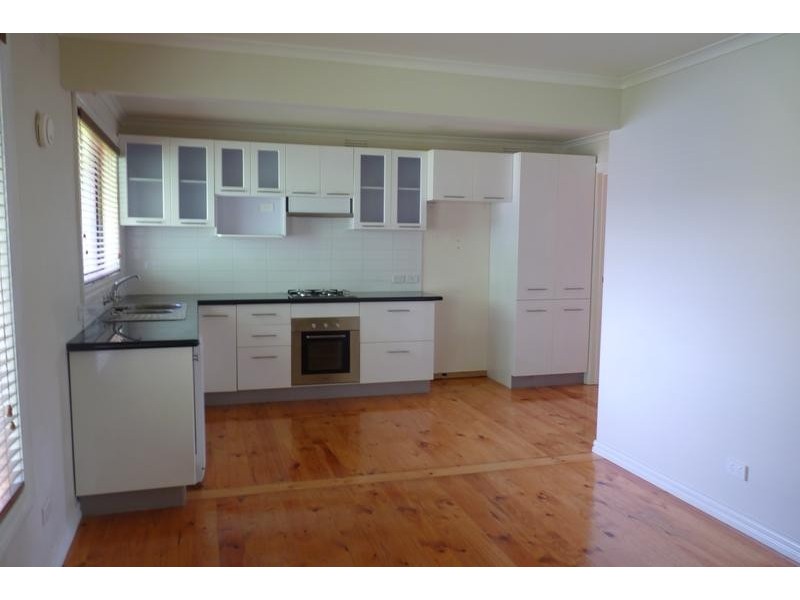 1/11 Grandview Ave, Glenroy VIC 3046