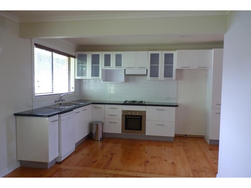 1/11 Grandview Ave, Glenroy VIC 3046