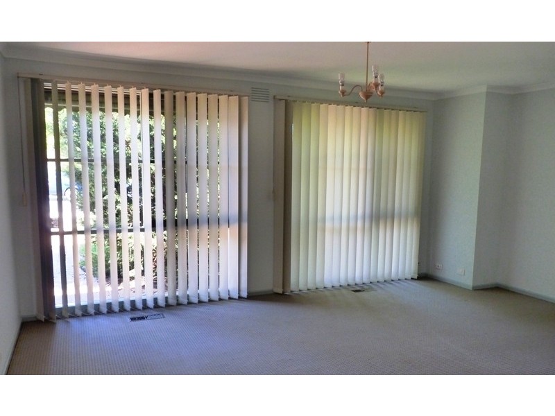 29 Lawson Street, Sunbury VIC 3429