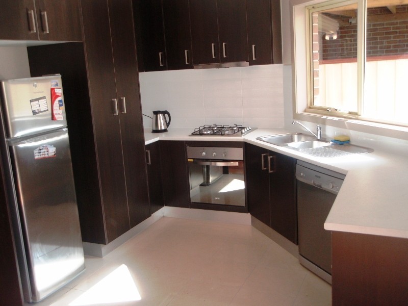 4/34-36 Vaucluse Avenue, Gladstone Park VIC 3043