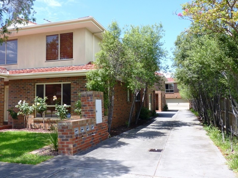 4/24 Kitchener Road, Pascoe Vale VIC 3044