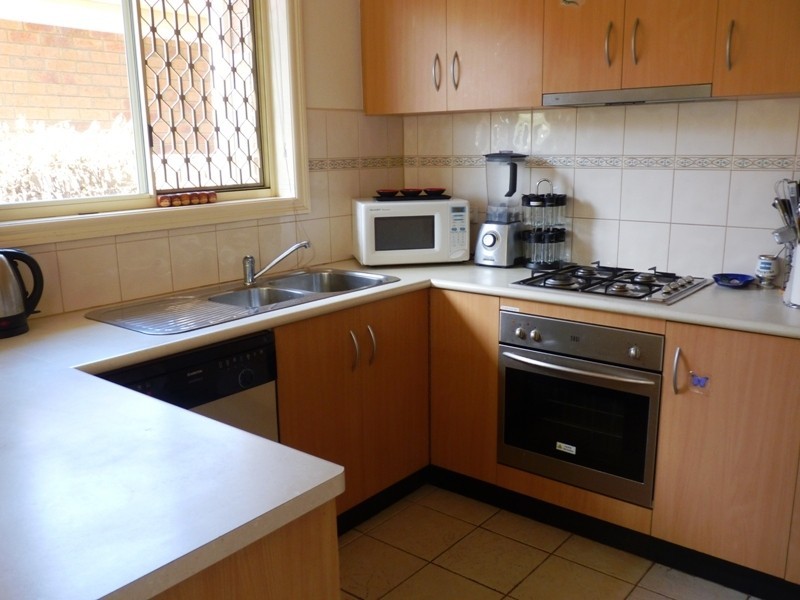 4/24 Kitchener Road, Pascoe Vale VIC 3044