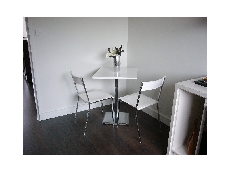 2/10 O’Shannassy Street, Essendon VIC 3040