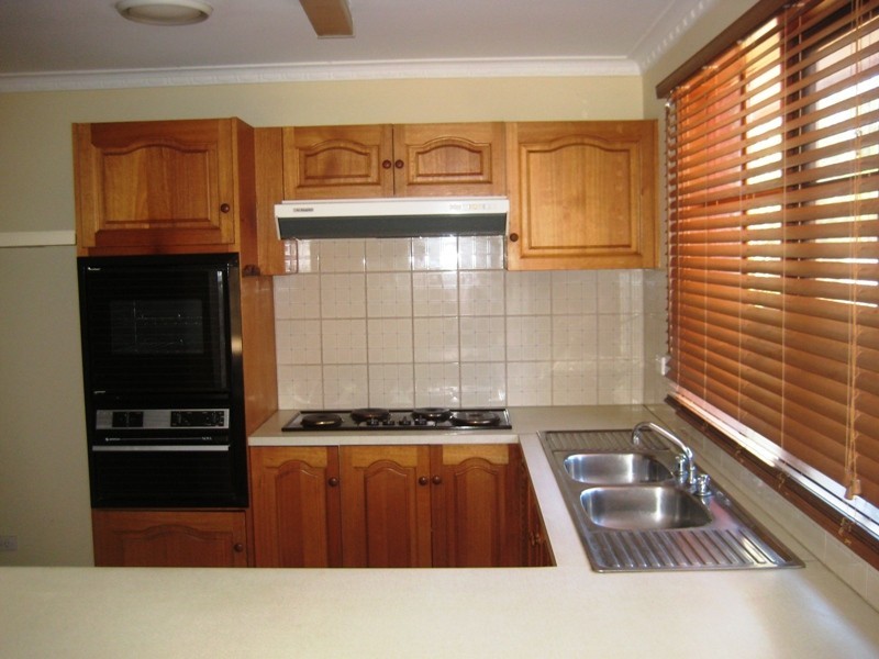 4/35 Clovelly Avenue, Glenroy VIC 3046