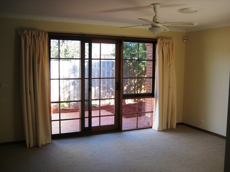 4/35 Clovelly Avenue, Glenroy VIC 3046