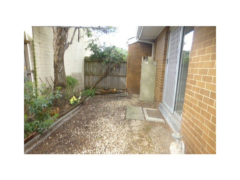 5/6 Hazel Grove, Pascoe Vale VIC 3044