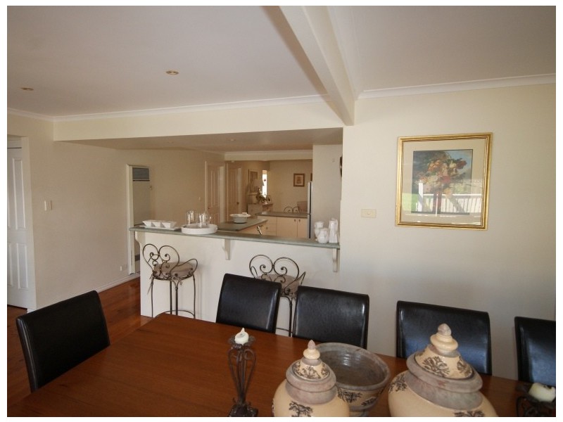 13 John Street, Oak Park VIC 3046