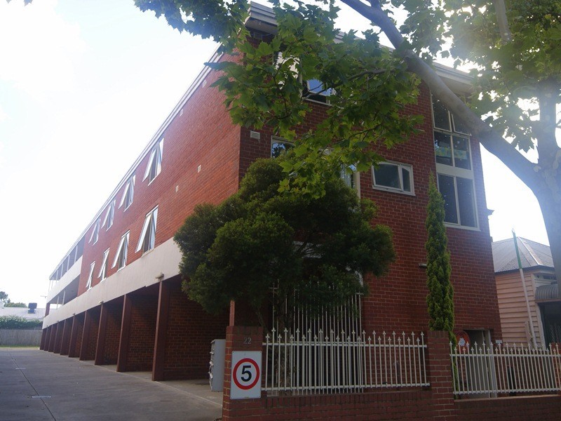 34/22-28 Canterbury Street, Flemington VIC 3031