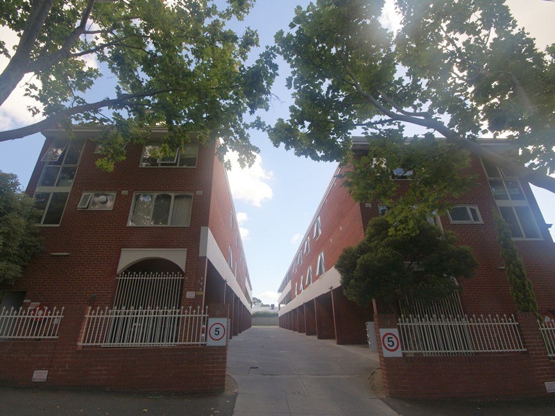 34/22-28 Canterbury Street, Flemington VIC 3031