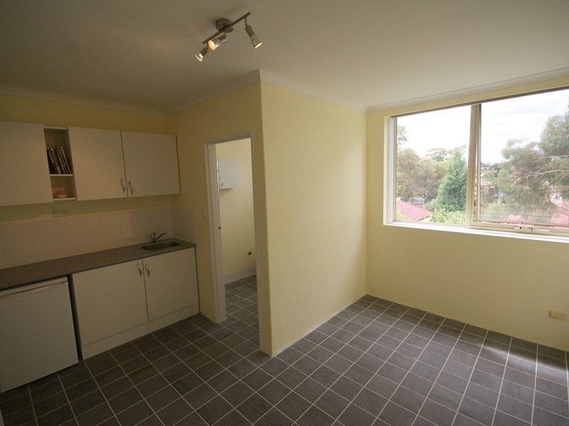 34/22-28 Canterbury Street, Flemington VIC 3031