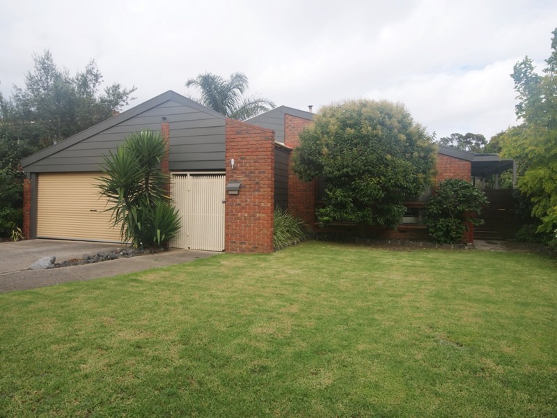 Taylors Lakes VIC 3038