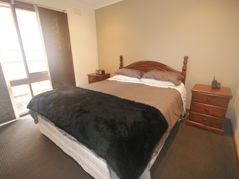 Taylors Lakes VIC 3038