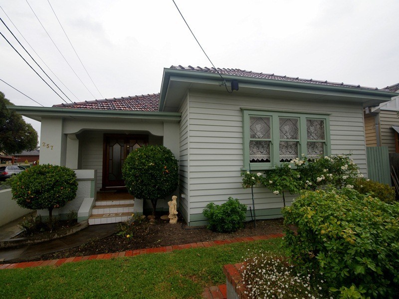 257 Bell Street, Coburg VIC 3058