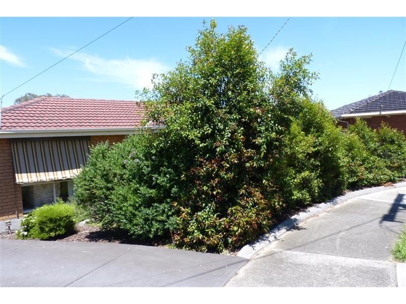 15 Woodlands Court, Craigieburn VIC 3064