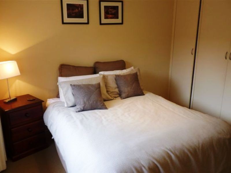 8/14 Raleigh Street, Essendon VIC 3040