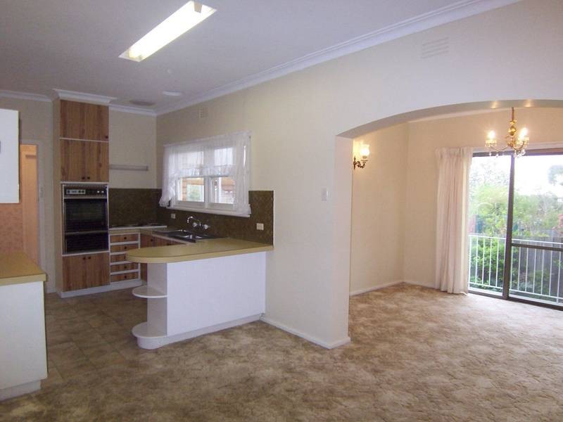 37 Ramsay Street, Essendon VIC 3040