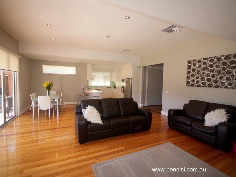 Strathmore VIC 3041