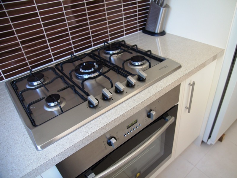 1/56 Winifred Street, Oak Park VIC 3046