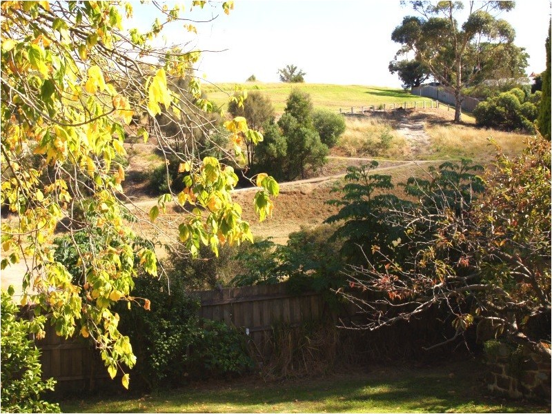 Essendon West VIC 3040