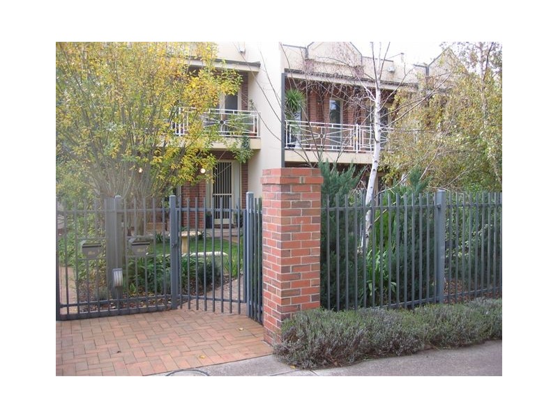 2/660 Old Calder Highway, Keilor VIC 3036