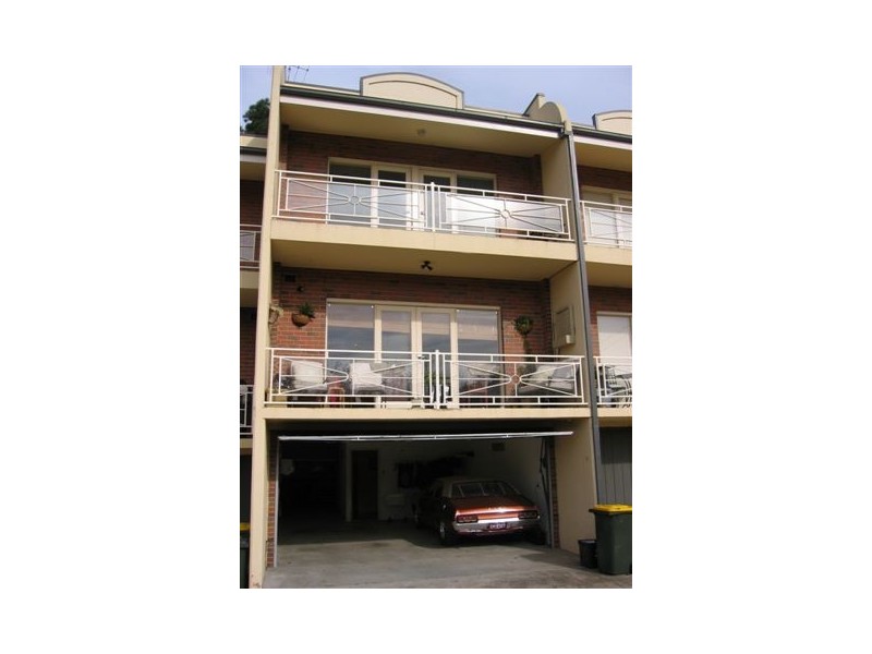 2/660 Old Calder Highway, Keilor VIC 3036