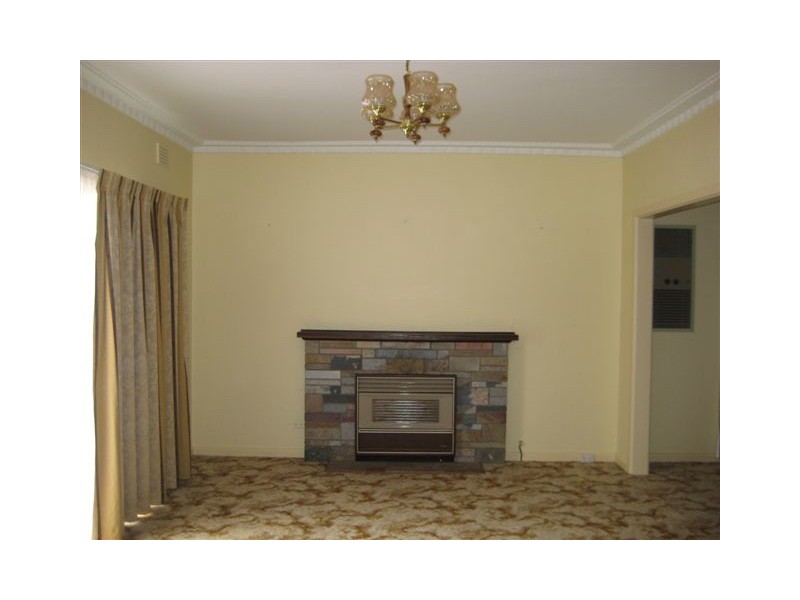 27 Langton Street, Glenroy VIC 3046