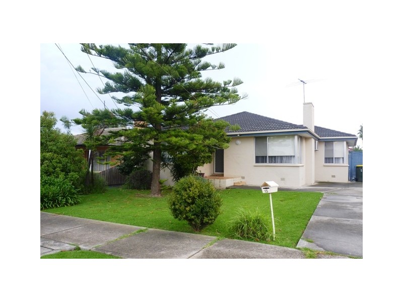 15 White Street, Avondale Heights VIC 3034