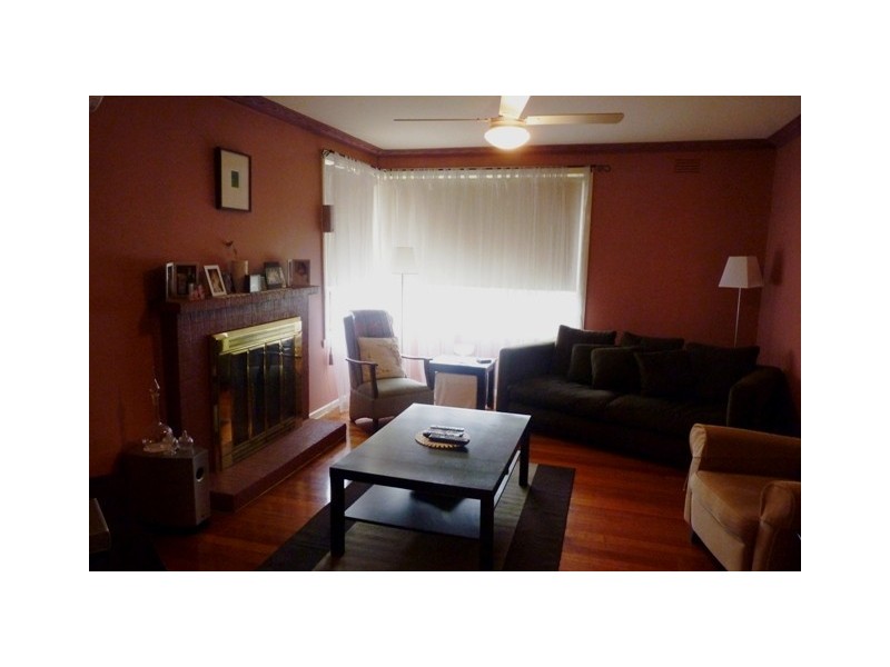 15 White Street, Avondale Heights VIC 3034