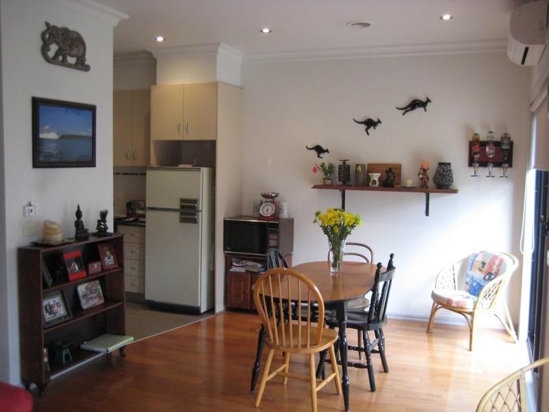 4/38-40 Gladstone Parade, Glenroy VIC 3046