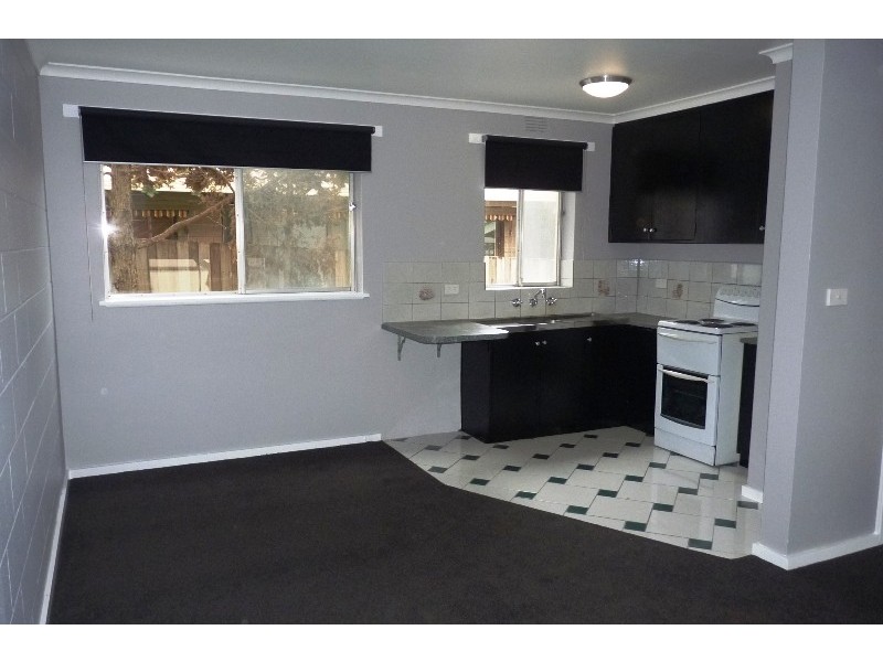 16/15 Royal Avenue, Essendon North VIC 3041