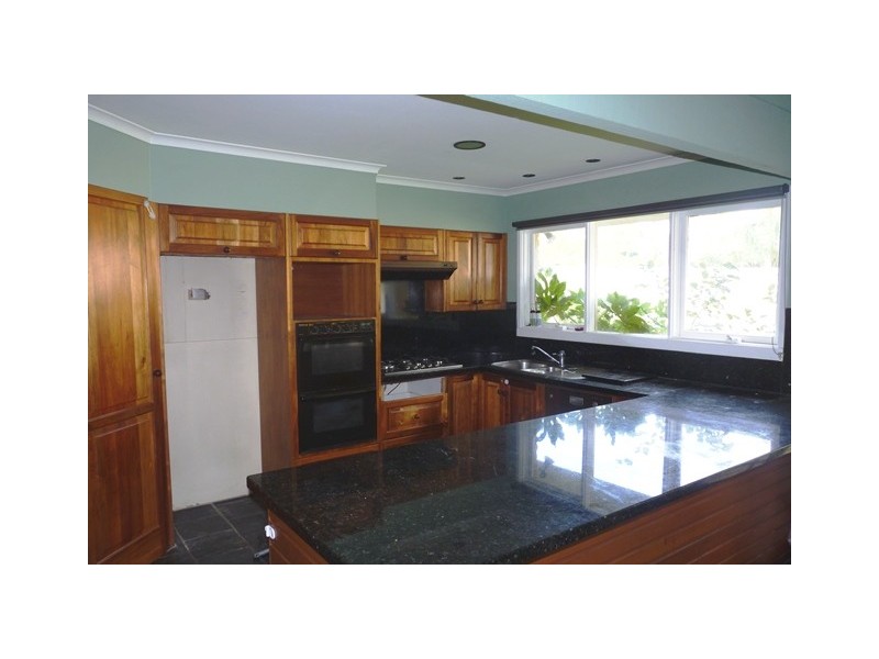 31 Hopkins Avenue, Keilor VIC 3036