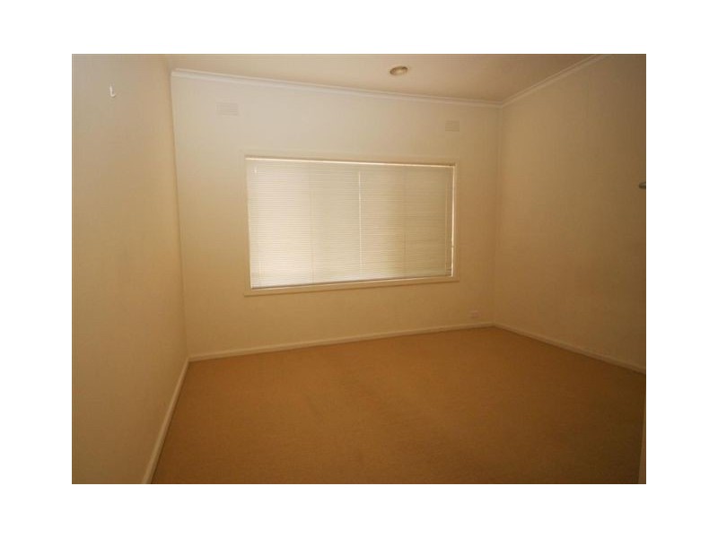 1/12 Forrester Street, Essendon VIC 3040