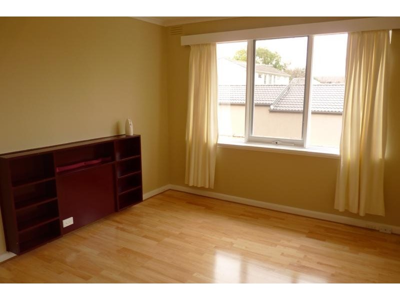 9/84 Dover Street, Flemington VIC 3031