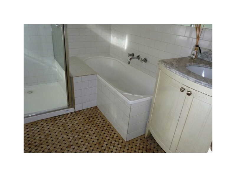 88 Tennyson Street, Essendon VIC 3040