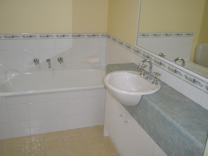 5/348 Buckley Street, Essendon VIC 3040