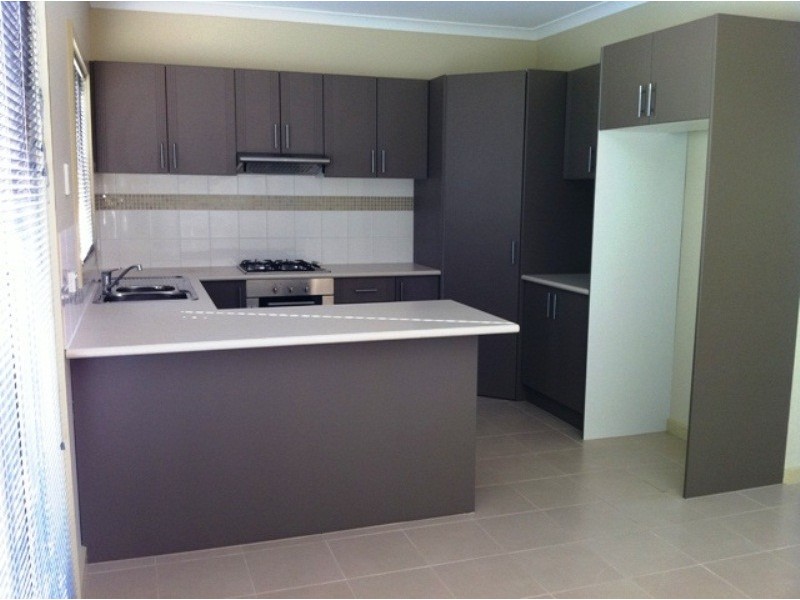 2/40 Maude Avenue, Glenroy VIC 3046