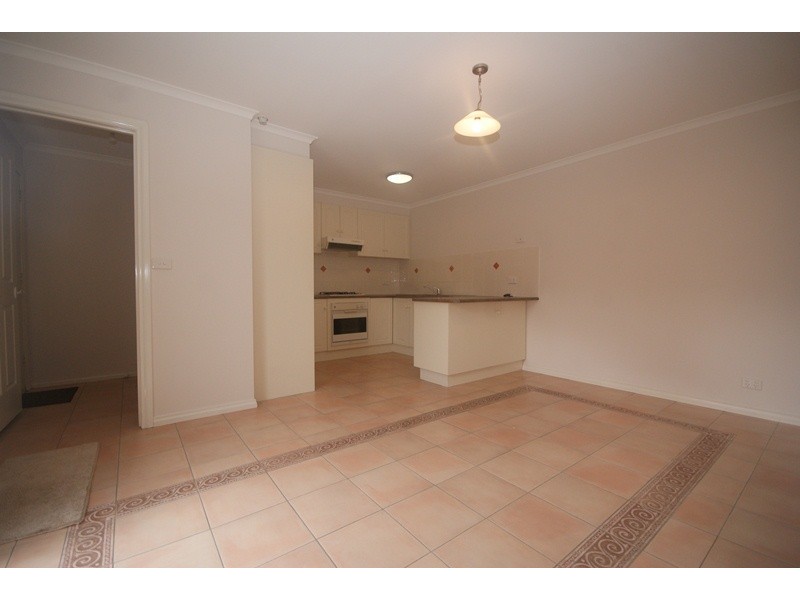 5/44-46 Carrington Street, Niddrie VIC 3042