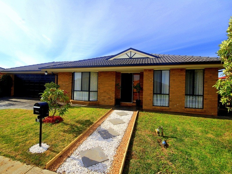40 University Drive, Taylors Hill VIC 3037
