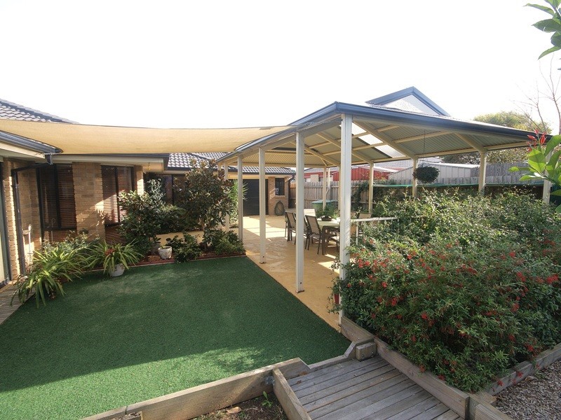 40 University Drive, Taylors Hill VIC 3037