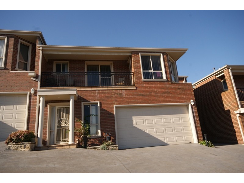 7/9C Weyburn Place, Avondale Heights VIC 3034