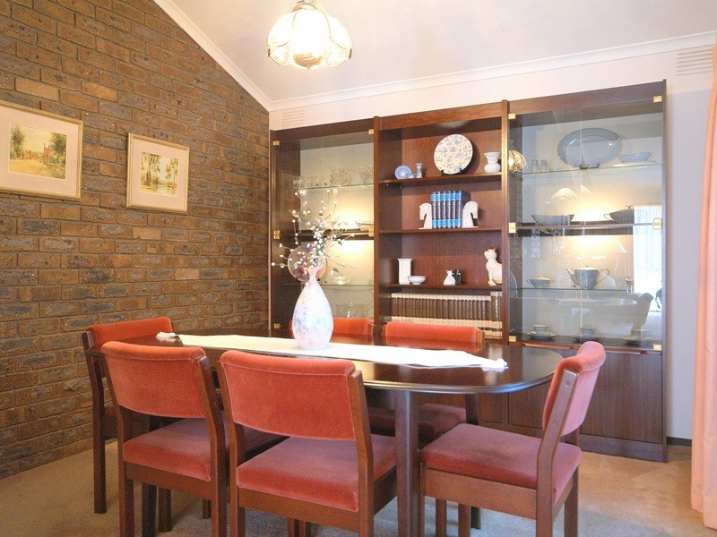 Taylors Lakes VIC 3038