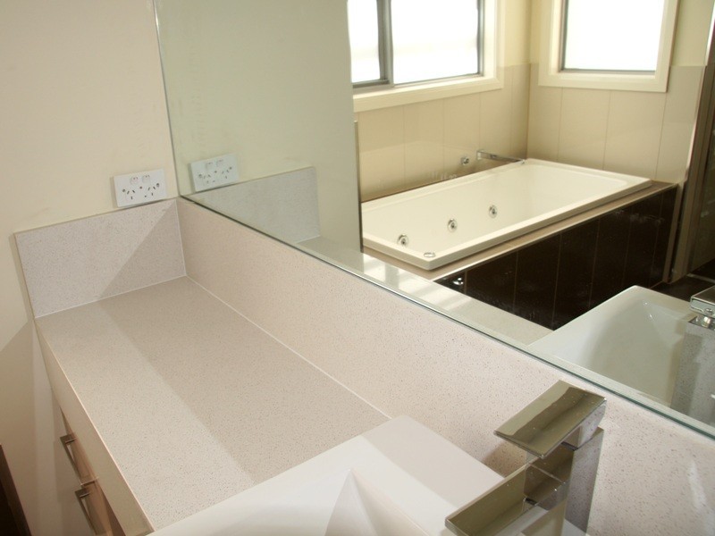 21 Olivine Road, Keilor East VIC 3033