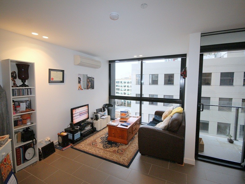 910/22 Dorcas Street, South Melbourne VIC 3205