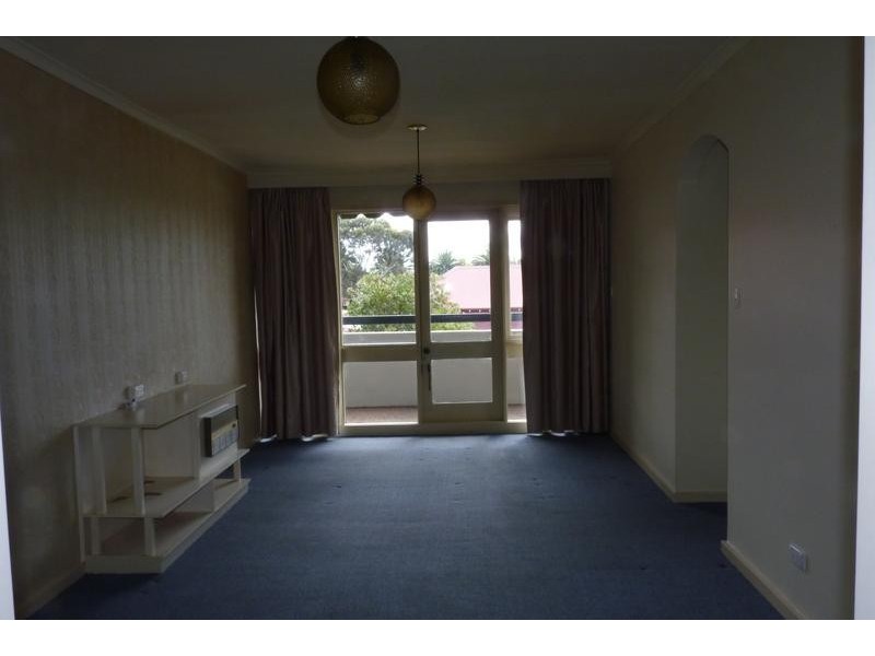 9/101 Glass Street, Essendon VIC 3040