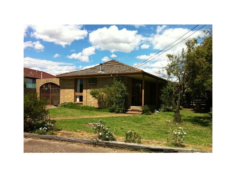 113 Sterling Drive, Keilor East VIC 3033