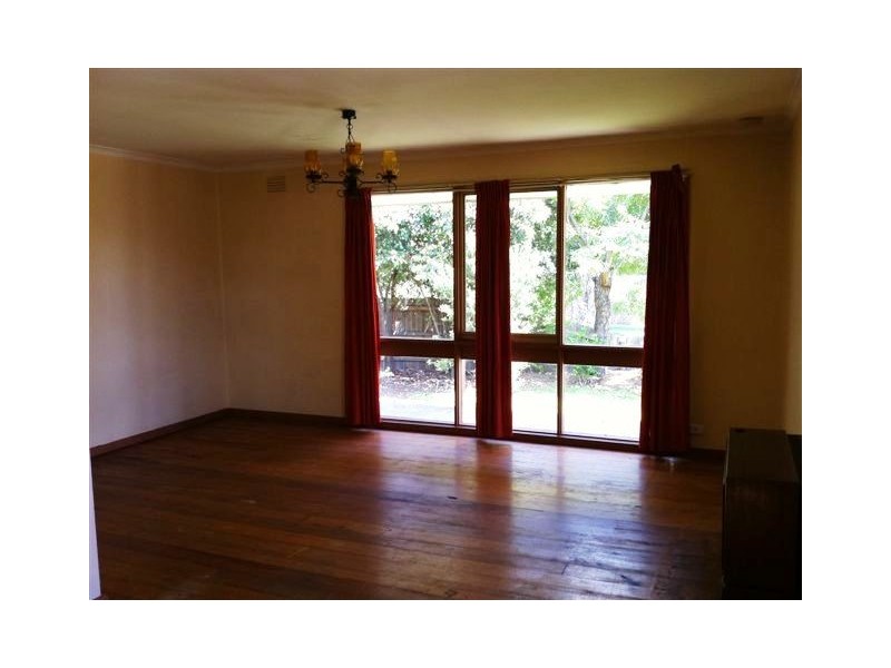 113 Sterling Drive, Keilor East VIC 3033