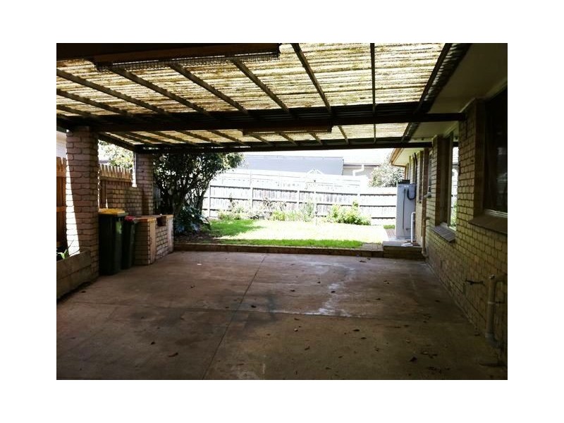 113 Sterling Drive, Keilor East VIC 3033